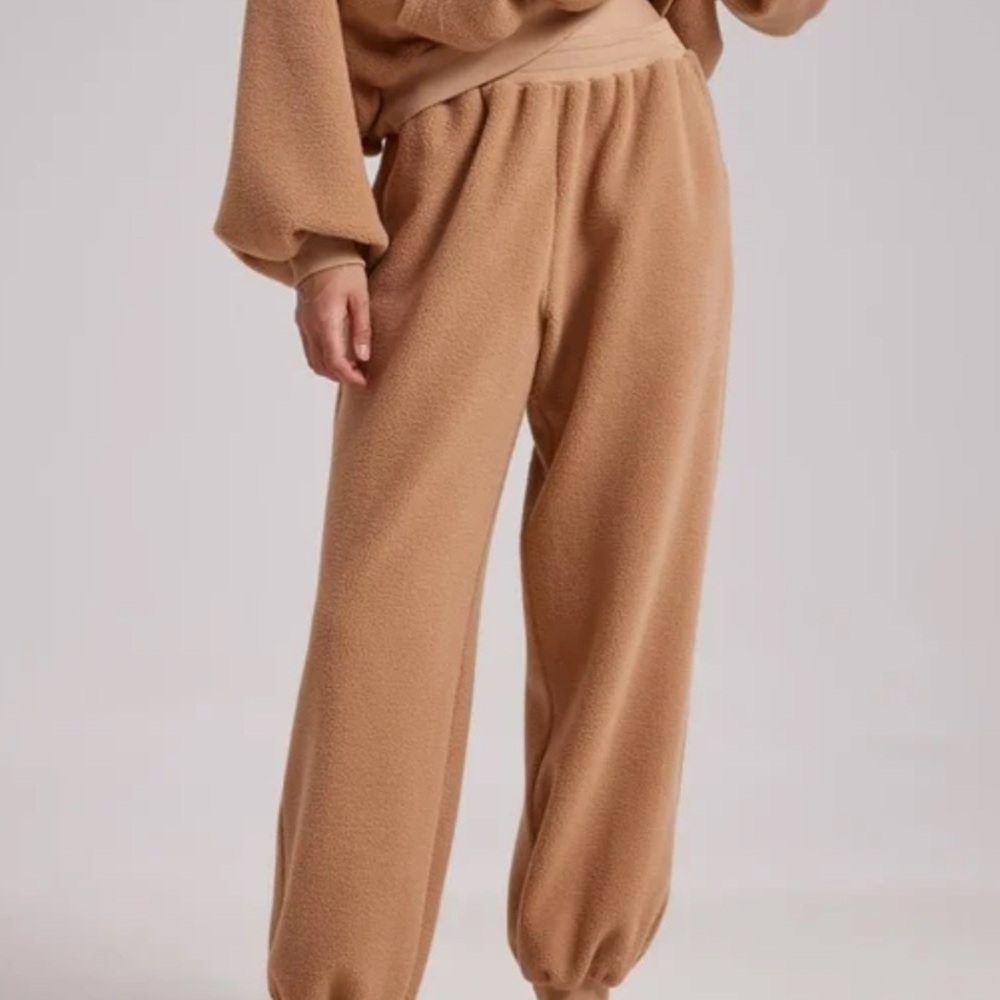 Nap Loungewear Fuzzy Bear Fleece Jogger Tan Camel‎